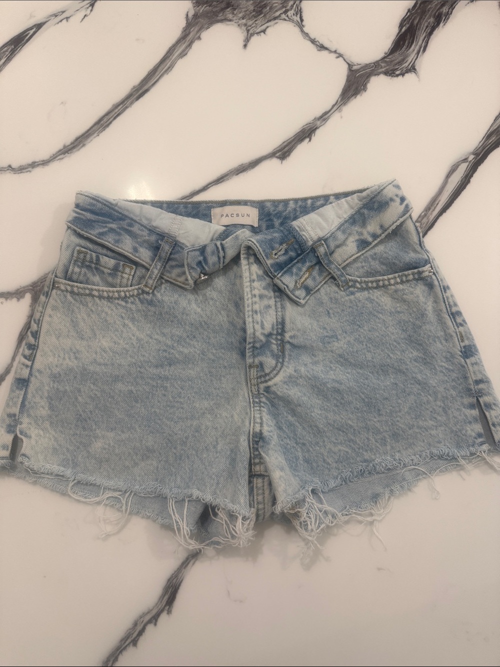 Like new pacsun short size 24